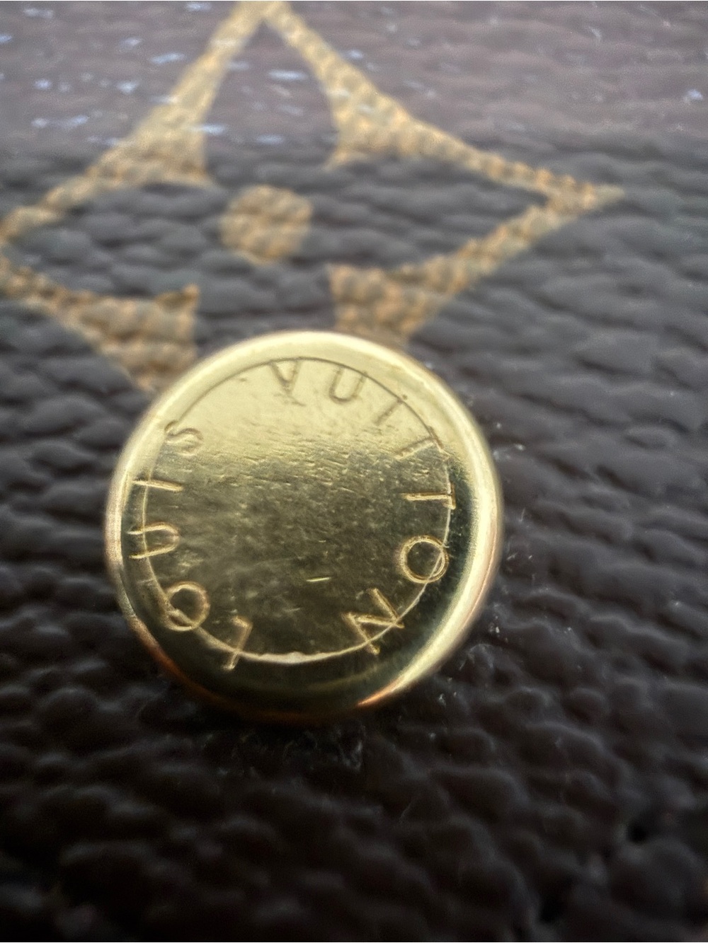 Louis Vuitton Kirigami Large - Picture 2 of 3